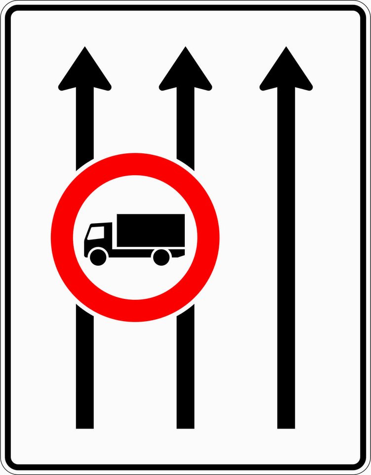 Verkehrsschild drei-spurige Fahrbahn mit einem Durchfahrtsverbot für Fahrzeuge über 3,5t
